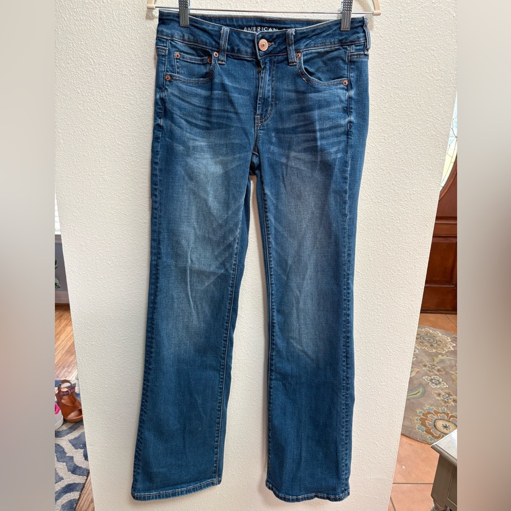 American Eagle Outfitters Women's Straight Leg Blue Jeans Super Stretch 6 Long